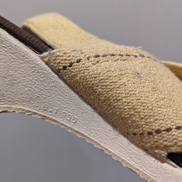 Vintage Yellow Elastic Bandage Sandals - Picture 7 of 8